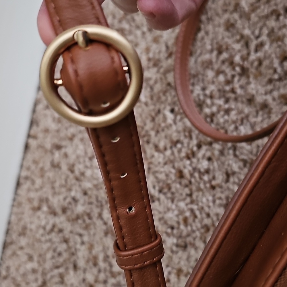 Time and Tru crossbody bag - Picture 10 of 15